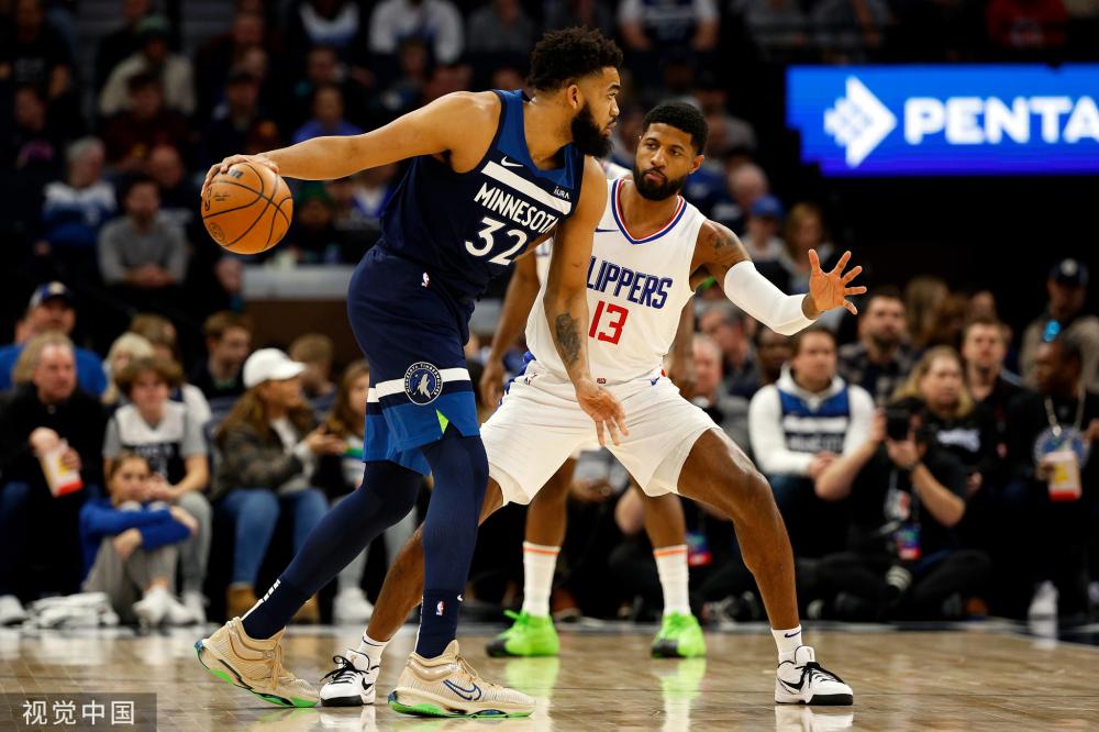 的身体对抗 的身体对抗